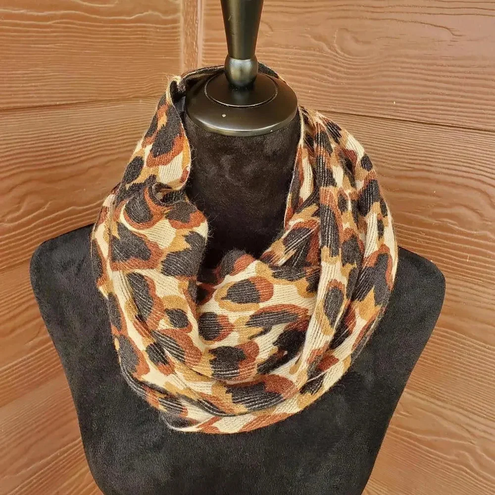 Liz Claiborne Leopard Print Infinity Scarf One Size 100% Acrylic NWOT